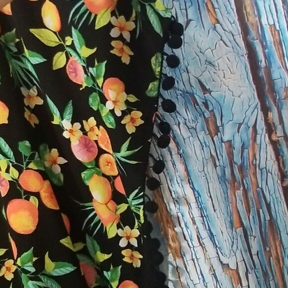 BEACH Swim Coverup Oranges print - Picture 4 of 8